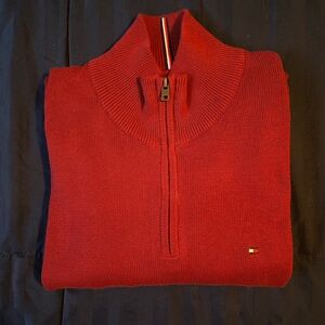 NEVER WORN Quarter-Zip